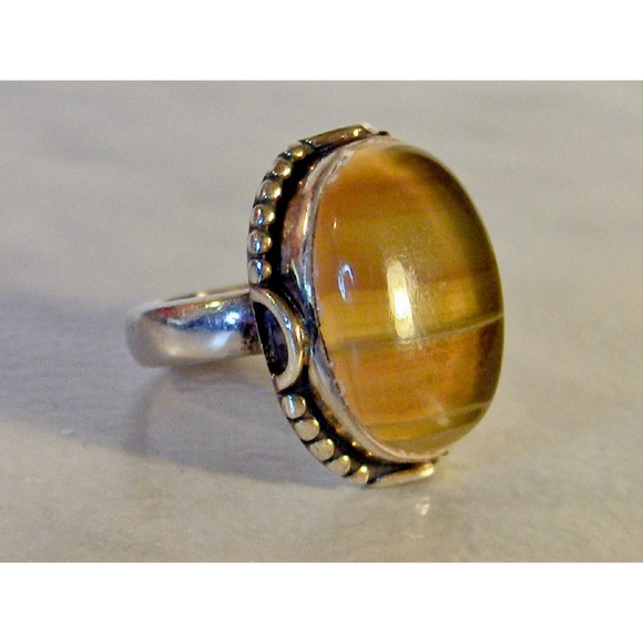 Vintage Sterling Silver Large Oval Banded Agate Ring , Ring Size 8 - Picture 2 of 5